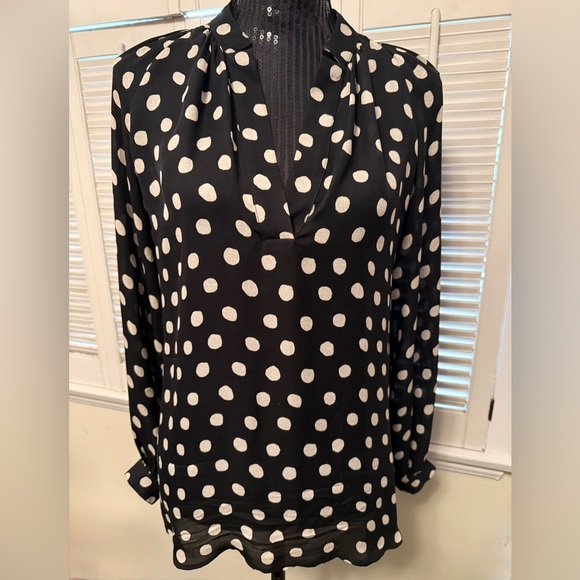 TUCKER Polka Dot Blouse - Black and Ivory print - Picture 4 of 6
